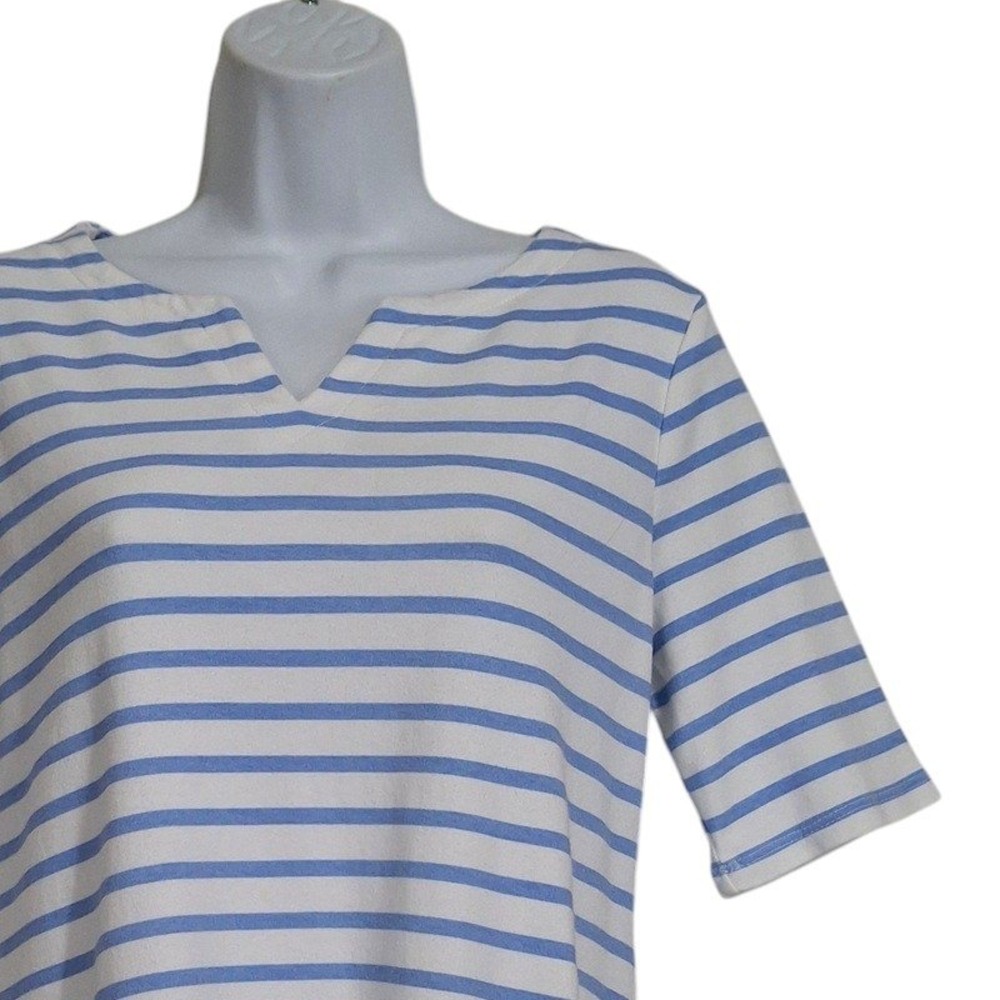 Croft Barrow Womens T-Shirt Small Blue White Striped Notch Neck Nautical Coastal